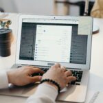 Applying for urgent Dubai jobs online before deadline