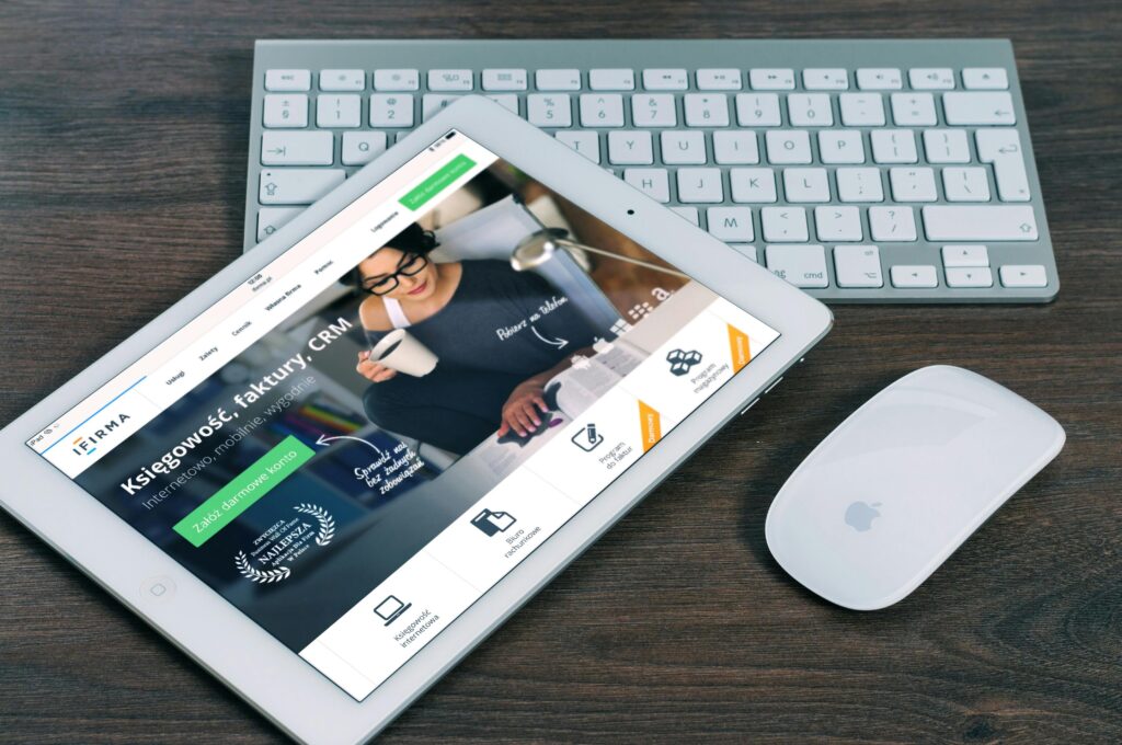 best websites to find international jobs safely
